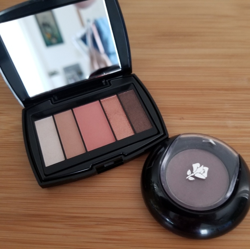 4/ $14 Lancome eye shadow set